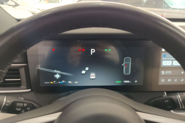 理想汽车 理想ONE 2021款 增程6座版局部细节14