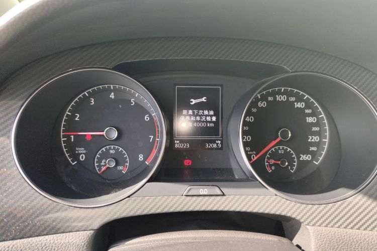 大众 高尔夫·嘉旅 2019款 280TSI 自动守望型 国VI中控内饰14