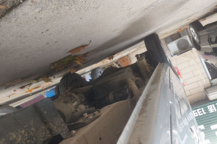 五菱汽车 五菱之光 2015款 1.2L 实用型LSI局部细节9001