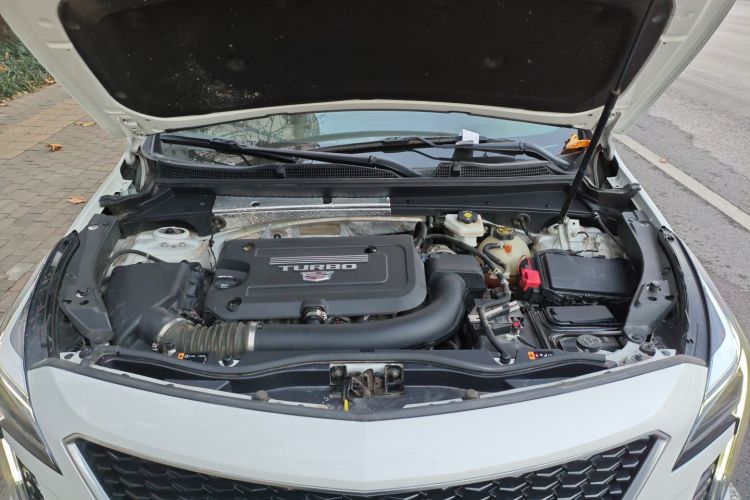 凯迪拉克XT4 2022款 28T 四驱铂金型局部细节24