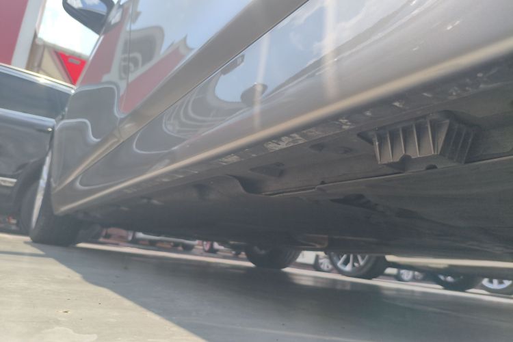 宝马5系 2017款 525Li 豪华设计套装局部细节9002