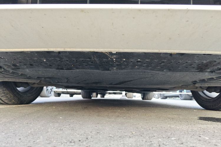 奥迪A4L 2023款 40 TFSI 时尚动感型局部细节9008