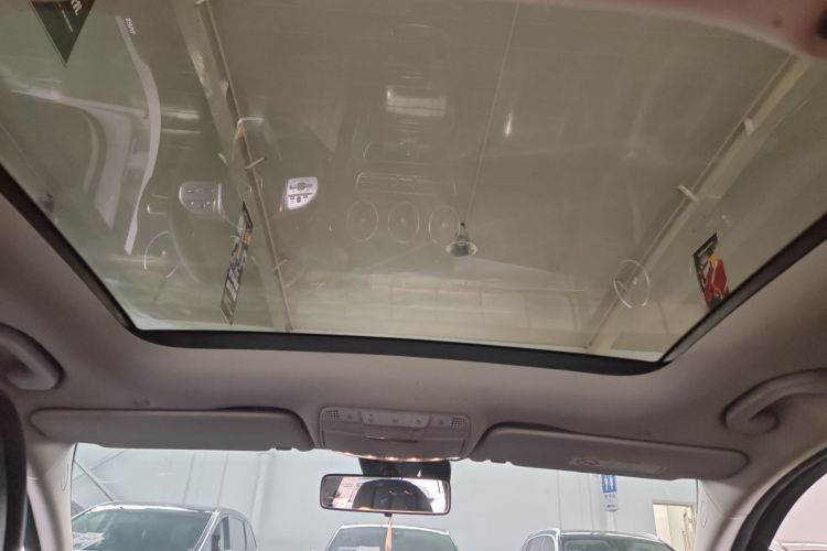 奔驰C级 2021款 C 260 L 运动星耀臻藏版中控内饰22