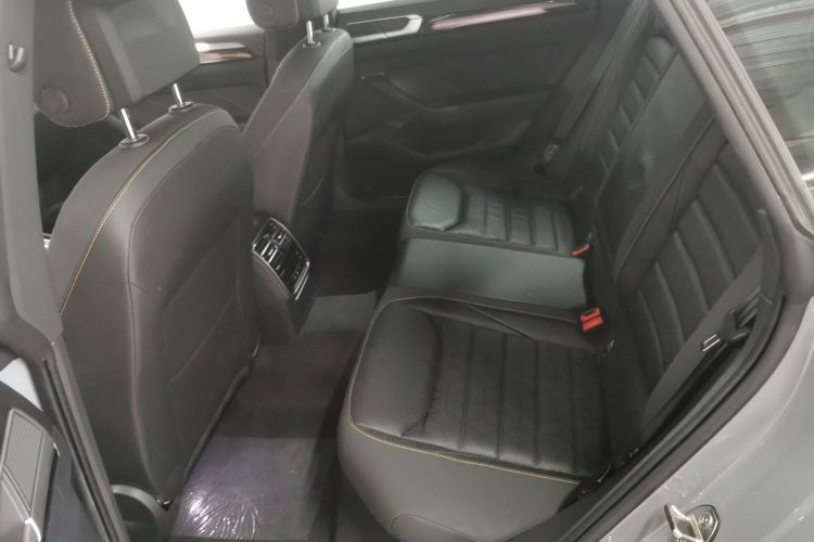 一汽-大众CC 2024款 380TSI 夺目版中控内饰21