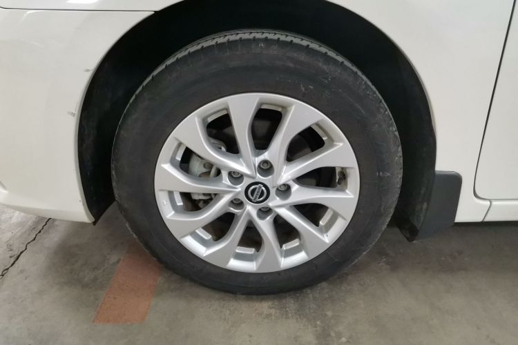 日产 轩逸 2022款 经典 1.6XL CVT豪华版车身外观6007