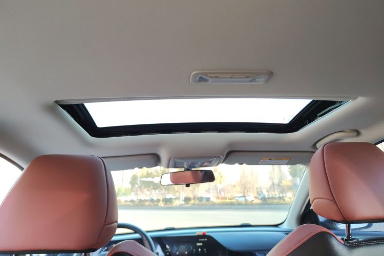 长安 逸动 2023款 畅享版 PLUS 蓝鲸NE 1.4T GDI DCT尊贵版中控内饰22