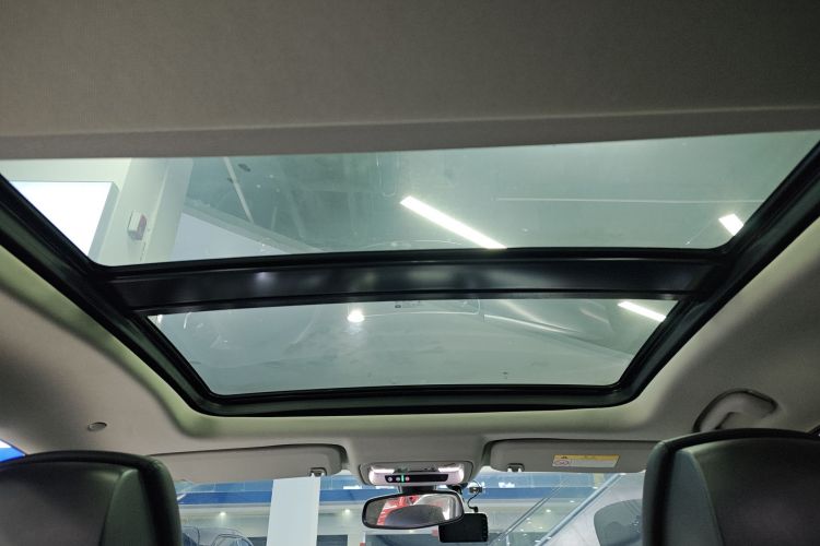 别克 君越 2020款 652T 豪华型中控内饰22