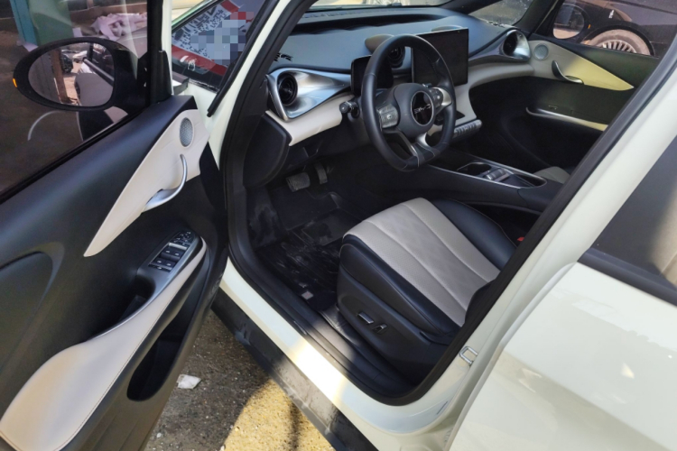 比亚迪 海豚 2023款 420km 时尚版中控内饰7003