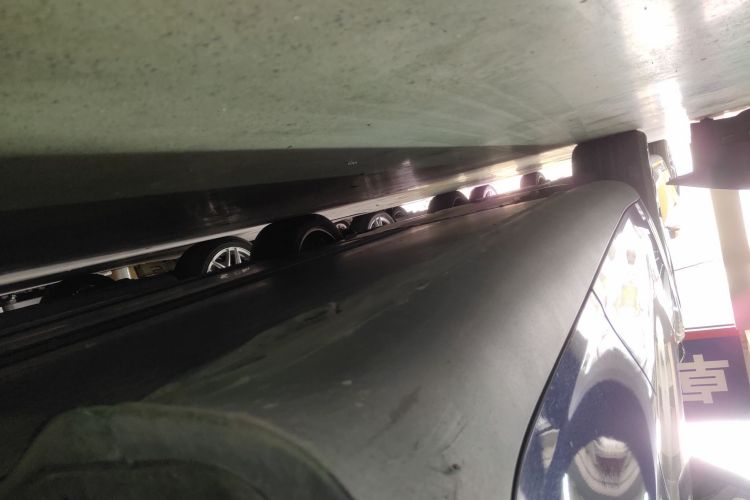 特斯拉 Model Y 2021款 长续航全轮驱动版 3D7局部细节9002