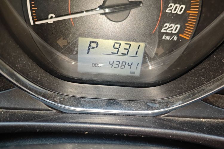 丰田 YARiS L 致炫 2020款 1.5L CVT领先版中控内饰15