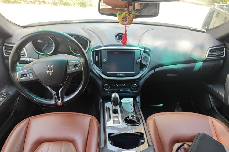 玛莎拉蒂 Ghibli 2014款 3.0T 标准版中控内饰7002