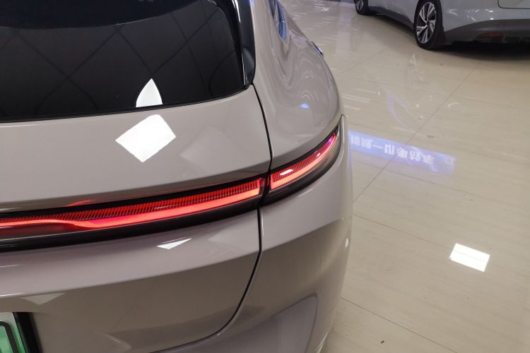 蔚来ET5T 2023款 75kWh Touring车身外观6006