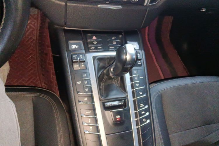 保时捷 2017款  Macan 2.0T局部细节18