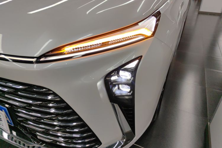 别克GL8 2025款 陆尊 智享版局部细节36