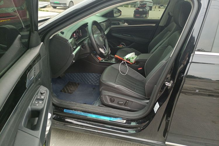 大众 帕萨特 2023款 330TSI 星空精英版中控内饰20