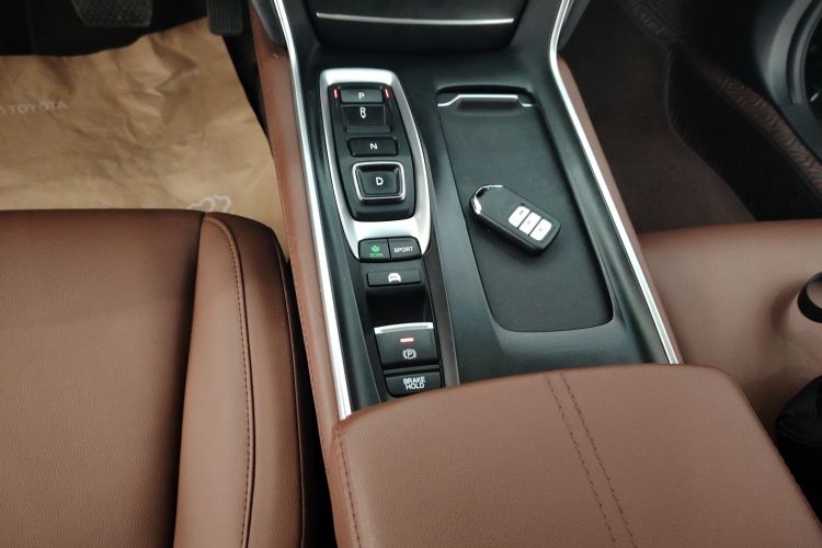 本田 英仕派 2022款 锐·混动 2.0L 净雅版局部细节18