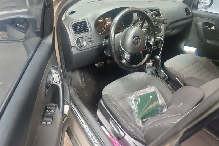 大众 2014款 1.6L Cross Polo 自动中控内饰20