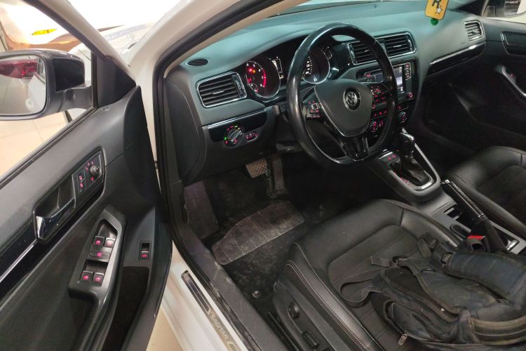 大众 速腾 2018款 280TSI DSG豪华型中控内饰7003