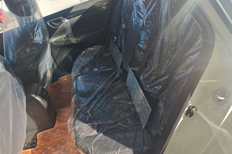 日产 轩逸 2024款 改款二 经典 1.6XL CVT豪华版中控内饰7004