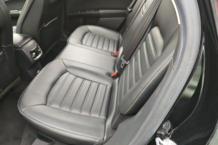 福特 蒙迪欧 2020款 EcoBoost 180 时尚型中控内饰21