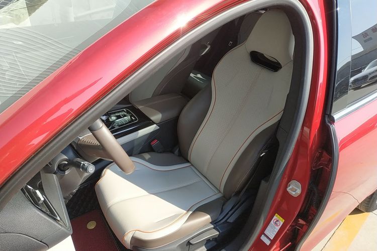 比亚迪 秦PLUS 2023款 冠军版 DM-i 120KM领先型中控内饰19