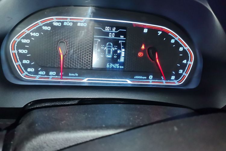 奇瑞 瑞虎3X 2020款 质享版 1.5L 手动豪华版中控内饰15