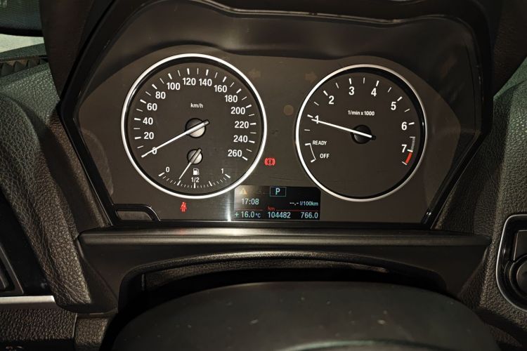 宝马1系(进口) 2013款 改款 116i 都市型局部细节14