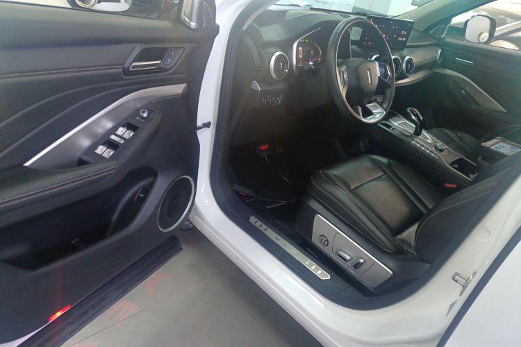 魏牌 VV6 2020款 2.0T 两驱智护+中控内饰20