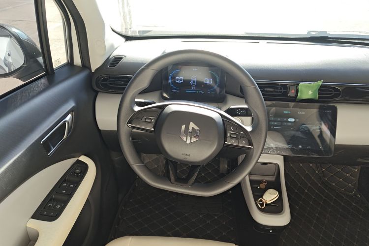 零跑汽车 零跑T03 2023款 310轻享版局部细节13