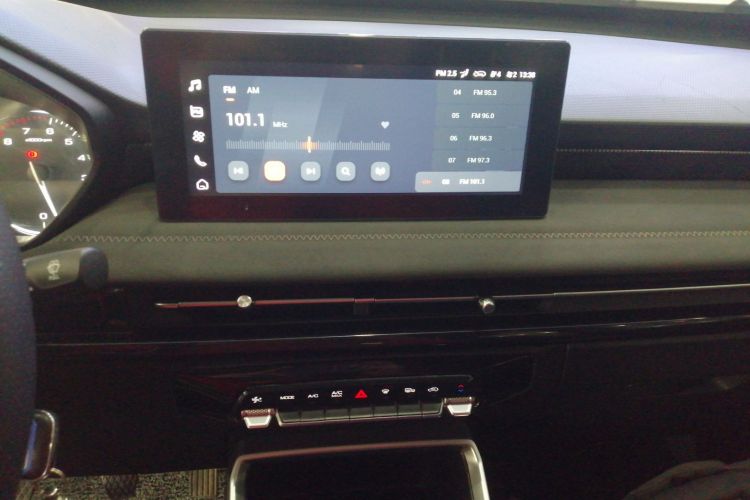 五菱汽车 五菱星驰 2022款 1.5L 手动自在型局部细节16