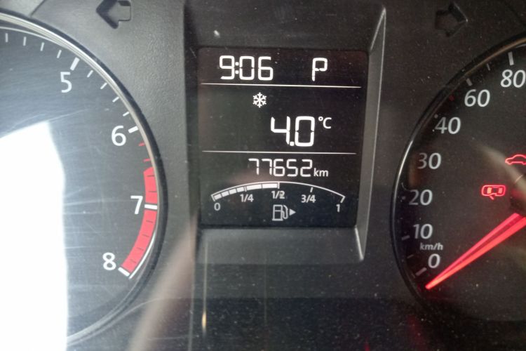 大众 Polo 2016款 1.4L 自动风尚型中控内饰15