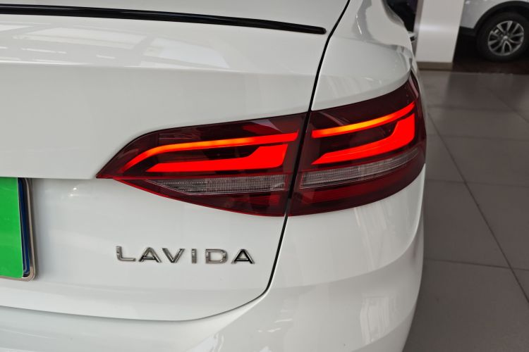 大众 朗逸 2024款 300TSI DSG星空领先版车身外观9