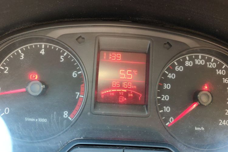 大众 捷达 2015款 1.4L 手动时尚型局部细节14