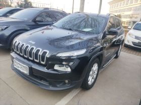 Jeep 自由光 2016款 2.4L 领先智能版