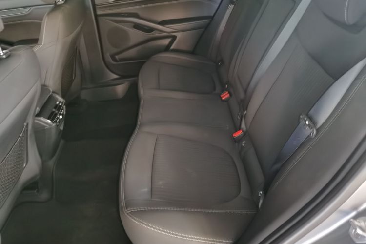 福特 蒙迪欧 2022款 EcoBoost 245 时尚型中控内饰21