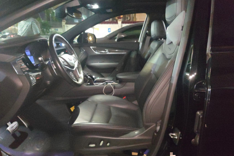 凯迪拉克XT5 2022款 2.0T 四驱豪华型（蜂鸟版）局部细节19