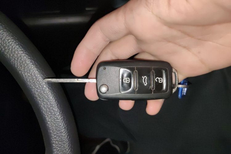 大众 途观 2016款 300TSI 自动两驱风尚版中控内饰7001