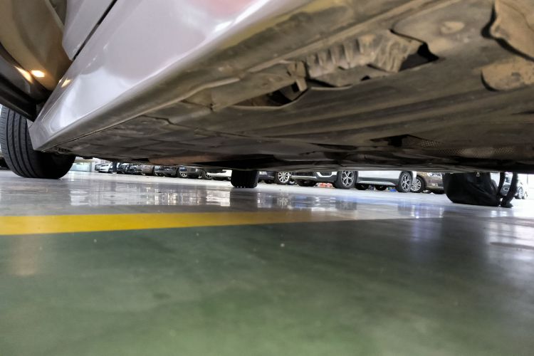 宝马3系 2015款 316Li 时尚型局部细节9002