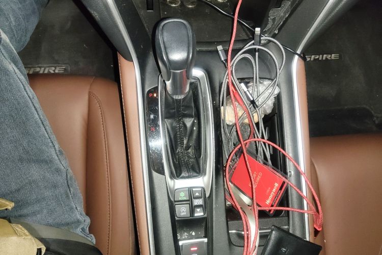 本田 英仕派 2019款 260TURBO 精耀版 国VI中控内饰18