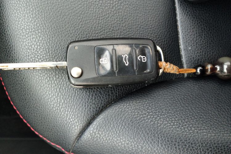 大众 Polo 2016款 1.4L 自动风尚型中控内饰11