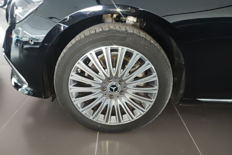 奔驰E级 2023款 E 300 L 时尚型车身外观6007