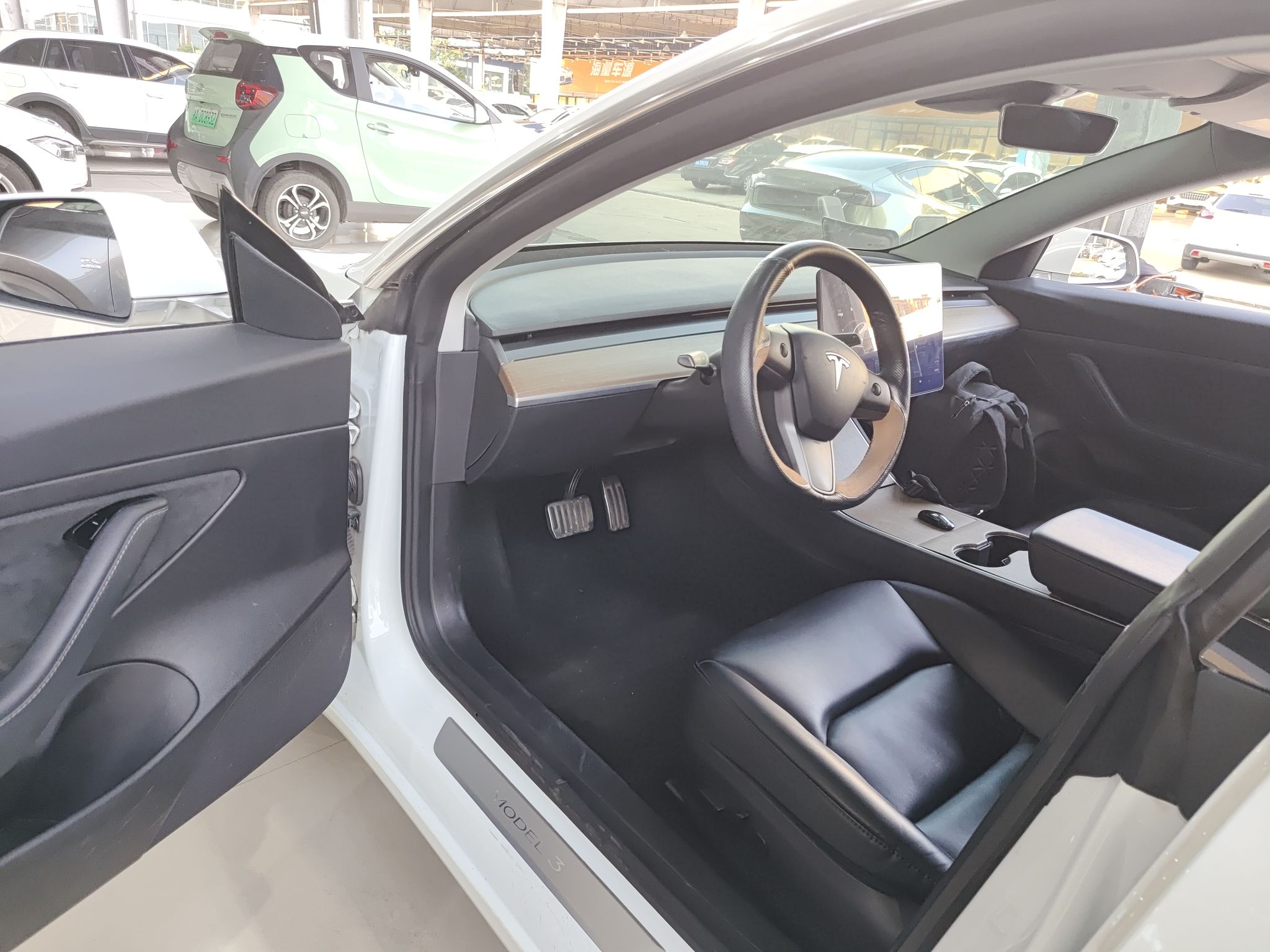 特斯拉 Model 3 2019款 标准续航后驱升级版