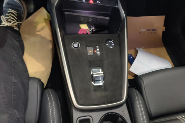 奥迪A3 2023款 改款 A3L Limousine 35 TFSI 时尚运动型局部细节18