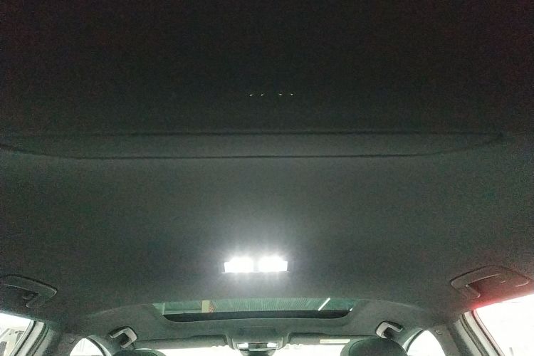 大众 高尔夫 2025款 300TSI R-Line中控内饰22