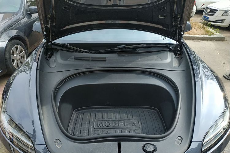 特斯拉 Model 3 2023款 后轮驱动版机舱底盘24