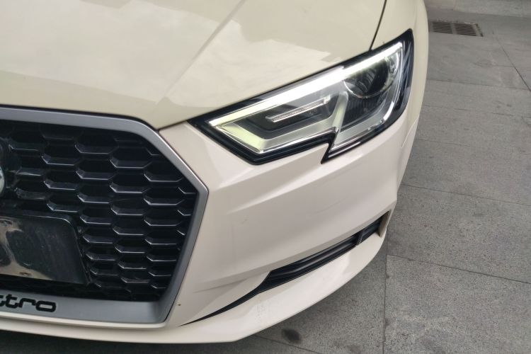 奥迪A3 2018款 30周年年型 Sportback 35 TFSI 进取型局部细节36