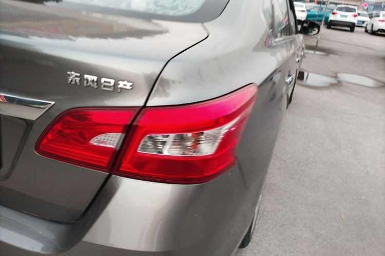 日产 轩逸 2021款 经典 1.6XE CVT舒适版车身外观9