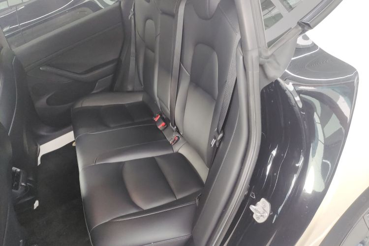 特斯拉 Model 3 2022款 后轮驱动版中控内饰7004