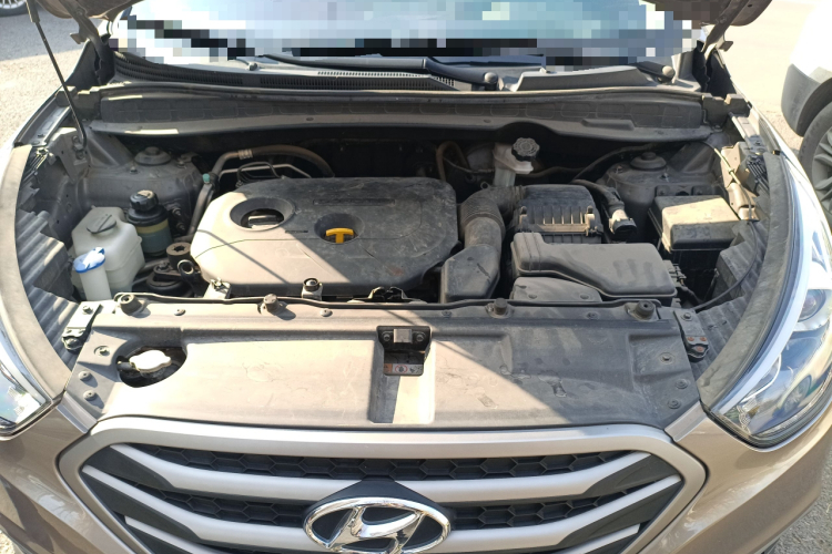 北京现代ix35 2013款 2.0L 手动两驱舒适型GL 国IV局部细节24