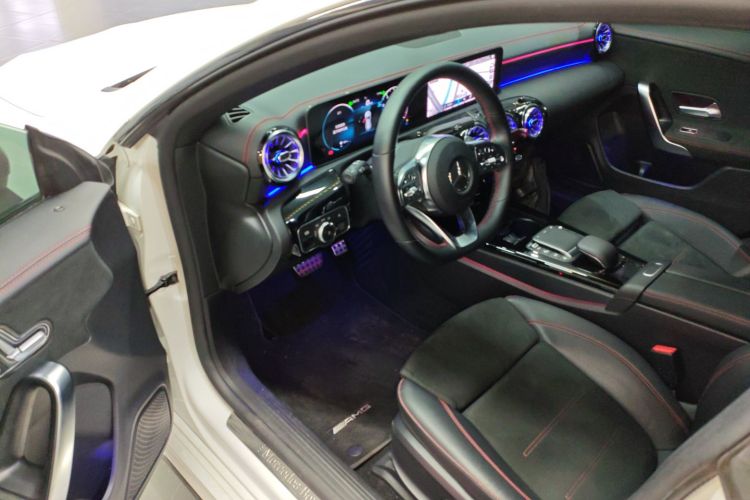 奔驰CLA 2020款 CLA 200 猎跑车中控内饰7003